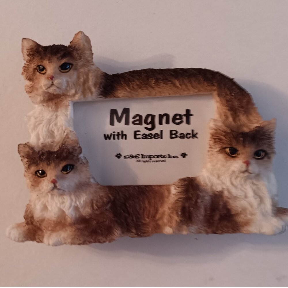 Cat Magnet or Easel Picture Frame NWT